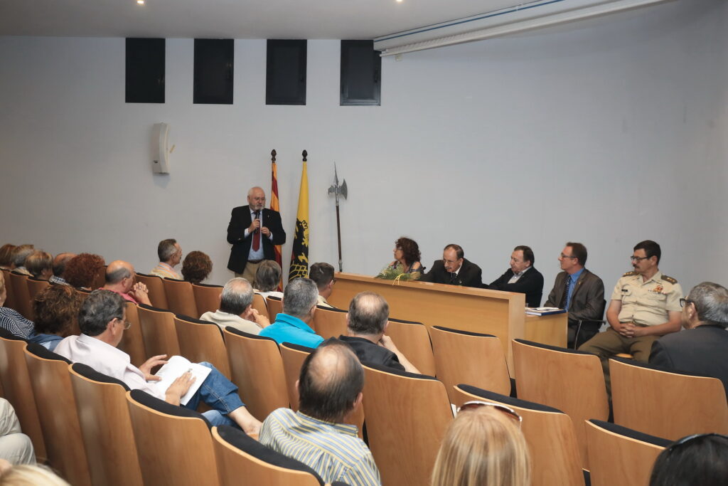 MANÉ.-PREMIO.-URIACH.-Entrega-2016-42